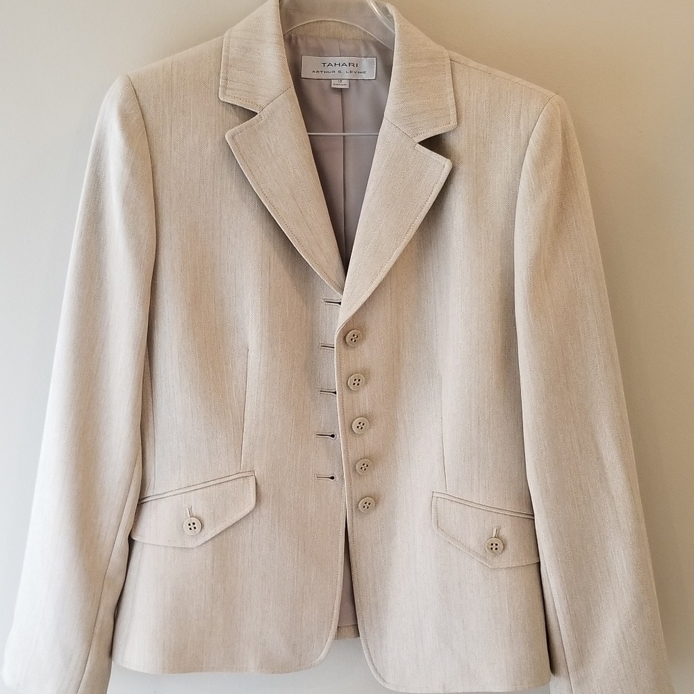 Tahari suit